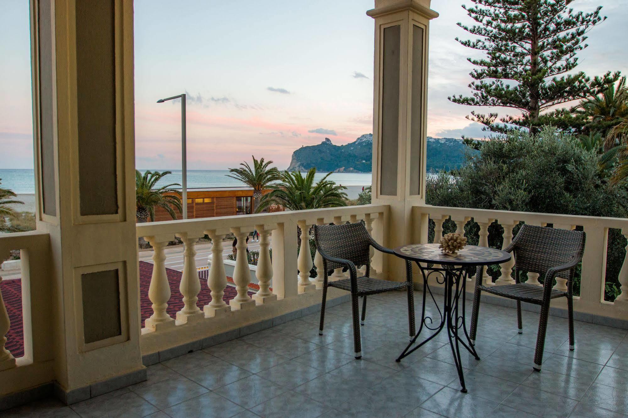 La Del Mare Hotel 3*